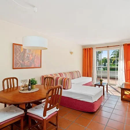 Alba By Αλμπουφέιρα